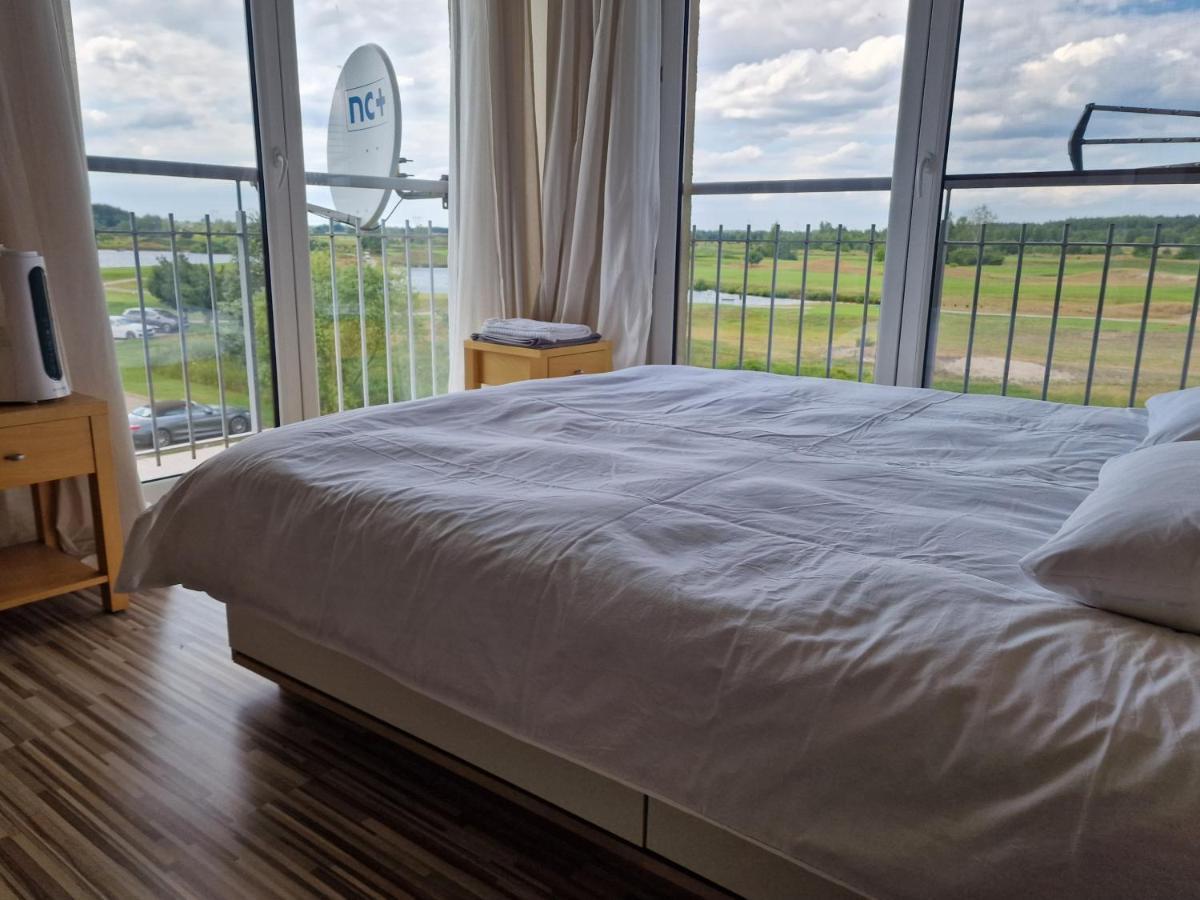 Apartgolf Sobienie Krolewskie Sobienie Szlacheckie Exteriör bild