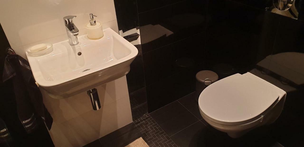 Apartgolf Sobienie Krolewskie Sobienie Szlacheckie Exteriör bild